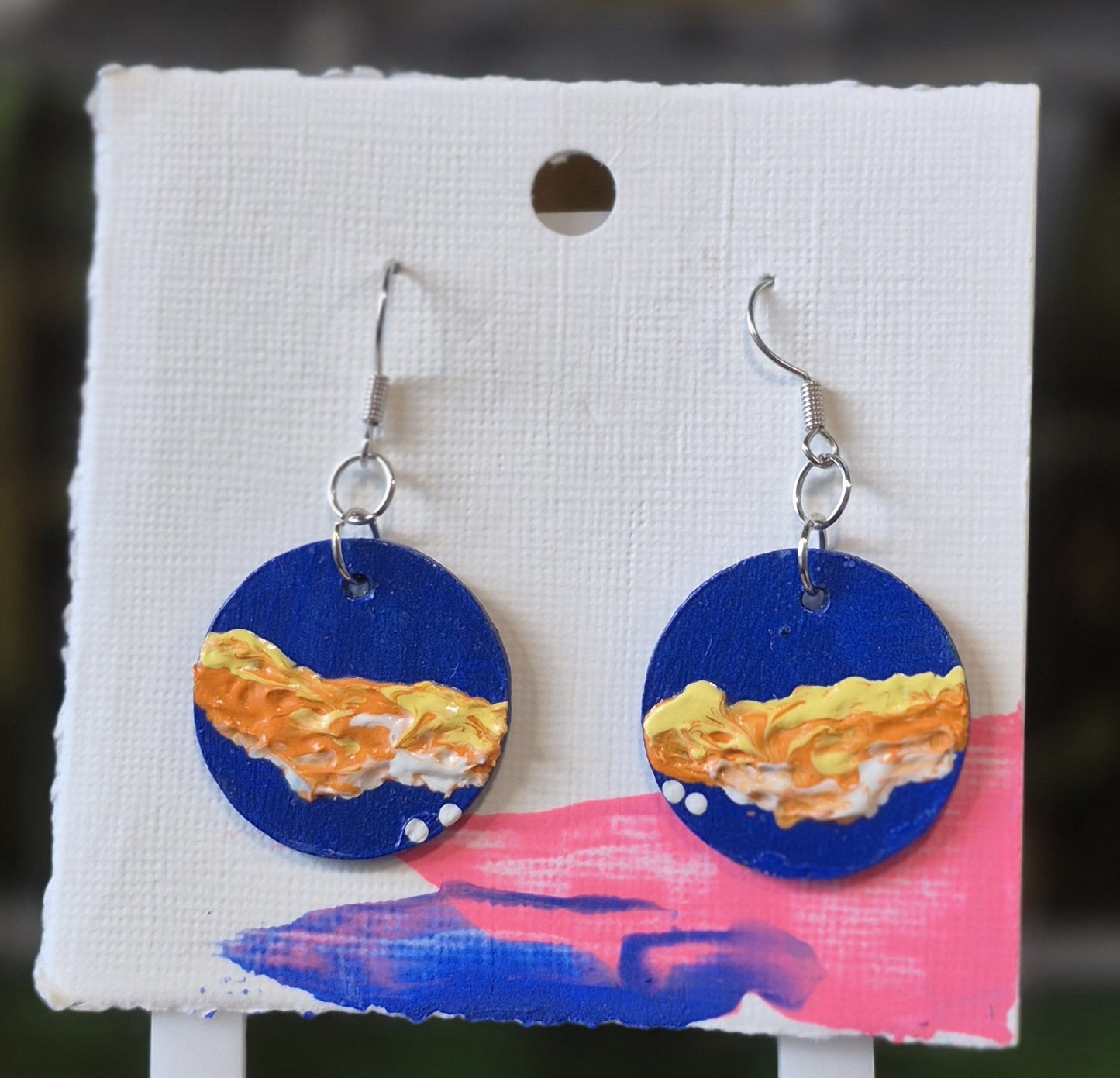 Boucles d'Oreilles Peintes en Bois