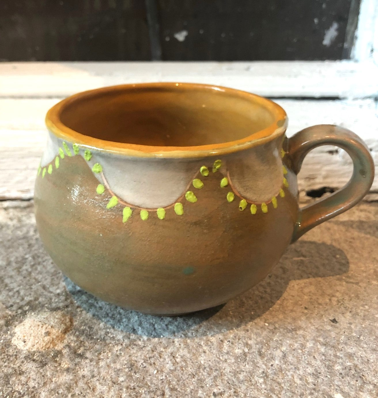 Tasse Ronde en Faïence